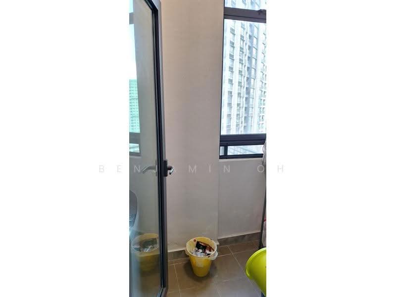 Service Residence for Sale at R&F Princess Cove Phase 1 - Benjamin Oh - Balcony - PropertyGuru.com.my