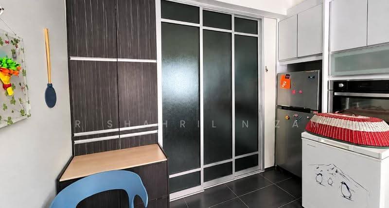 2-storey Terraced House for Sale in Bandar Saujana Putra (Tanjong Duabelas) - Dr Shahril Nizam - Kitchen - PropertyGuru.com.my