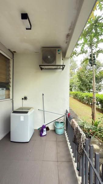 Rumah Teres 3-Tingkat untuk Disewa di Tamansari (Rawang) - Katherine Leong - Balcony - PropertyGuru.com.my