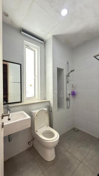 Rumah Teres 3-Tingkat untuk Disewa di Tamansari (Rawang) - Katherine Leong - Bathroom - PropertyGuru.com.my