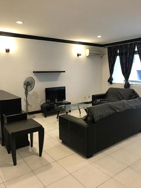 Kondominium untuk Dijual di City Gardens - Chen Kah Seng - Living Room - PropertyGuru.com.my