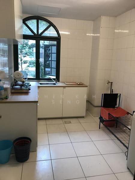 Kondominium untuk Dijual di City Gardens - Chen Kah Seng - Kitchen - PropertyGuru.com.my