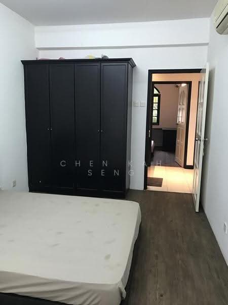 Kondominium untuk Dijual di City Gardens - Chen Kah Seng - Bedroom - PropertyGuru.com.my
