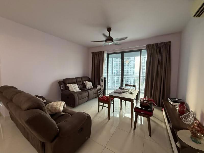 Kondominium untuk Dijual di Teega Residences - Elynn Lam - Living Room - PropertyGuru.com.my