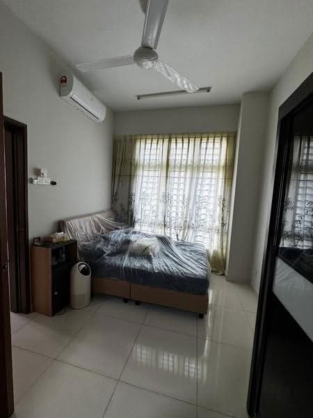 Condominium for Rent at Sri Putramas III / Royal Regent - Jay Chow - Bedroom - PropertyGuru.com.my