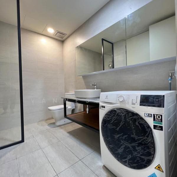 Service Residence for Rent at Residensi Solaris Parq - Vannesa Tay - Bathroom - PropertyGuru.com.my