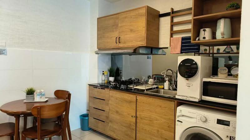 Kediaman Servis untuk Dijual di Timur Bay Seafront Residence - NOURBAIZURA ZAKARIA - Kitchen - PropertyGuru.com.my