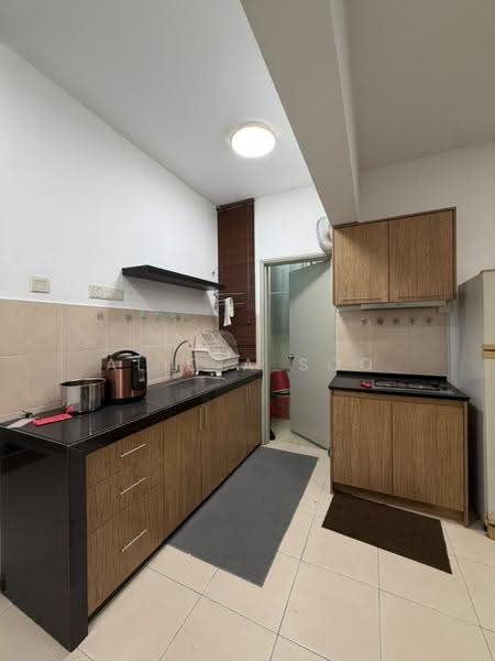 Kondominium untuk Disewa di Beverly 2 - Alicia Soo - Kitchen - PropertyGuru.com.my