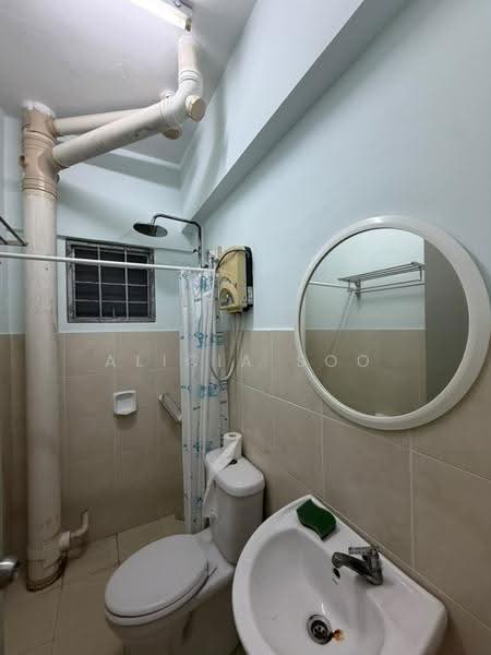 Kondominium untuk Disewa di Beverly 2 - Alicia Soo - Bathroom - PropertyGuru.com.my