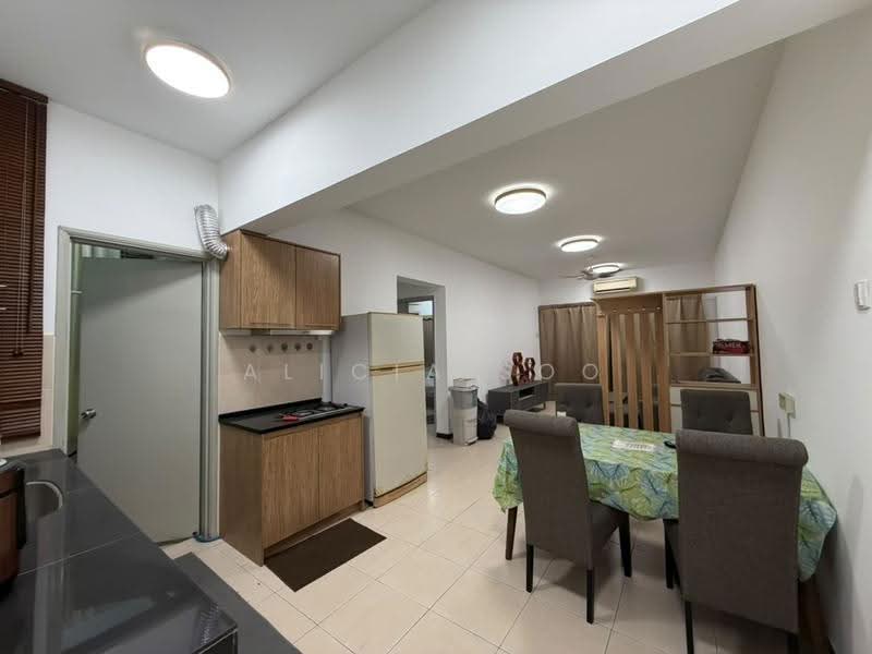 Kondominium untuk Disewa di Beverly 2 - Alicia Soo - Kitchen - PropertyGuru.com.my