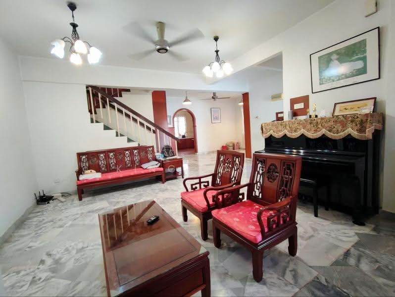 Semi-Detached House for Sale in Taman Tasik Utama (Bukit Katil) - King Song - Living Room - PropertyGuru.com.my
