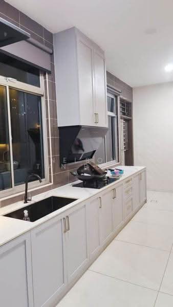 Semi-Detached House for Sale in Taman Impian Emas (Skudai) - Nelson Tan Poh Kiong - Kitchen - PropertyGuru.com.my