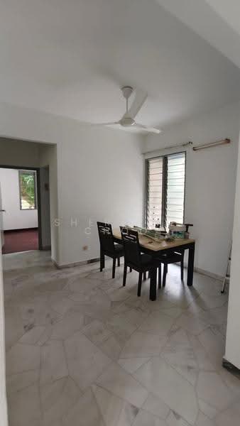 Pangsapuri untuk Disewa di Mawar Apartment - Sherlene Choo - Dining Room - PropertyGuru.com.my