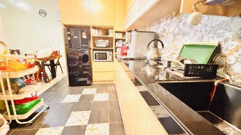 Condominium for Sale at Amverton Greens - Miriam Tsang - Kitchen - PropertyGuru.com.my