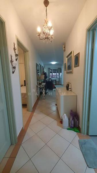 Kondominium untuk Dijual di Perdana Exclusive - Nafis Hashim - Corridor - PropertyGuru.com.my