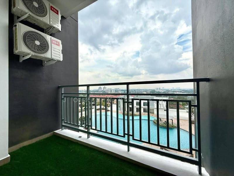 Kediaman Servis untuk Dijual di SKS Habitat - Johnny Tan - Balcony - PropertyGuru.com.my