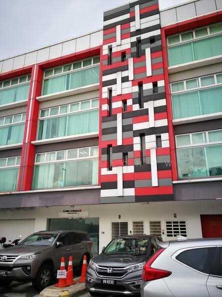 Shop for Rent in Seri Kembangan (Selangor) - James Chow - Exterior - PropertyGuru.com.my