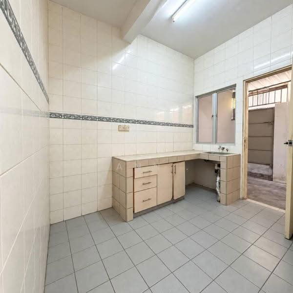 Rumah Teres 2-Tingkat untuk Dijual di TAMAN PUCHONG UTAMA (Puchong) - Hann . - PropertyGuru.com.my