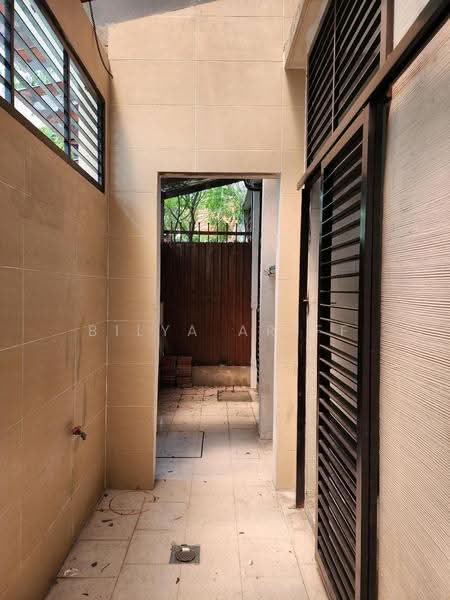 2-storey Terraced House for Sale in Bukit Jelutong (Shah Alam) - BILYA ARIFF - Exterior - PropertyGuru.com.my