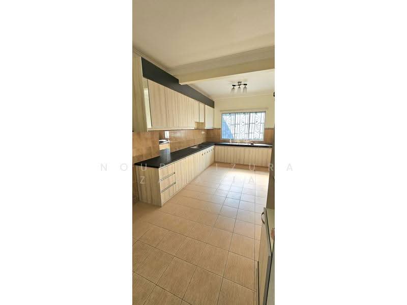 Rumah Teres 2-Tingkat untuk Dijual di Sepang (Selangor) - NOURBAIZURA ZAKARIA - Kitchen - PropertyGuru.com.my