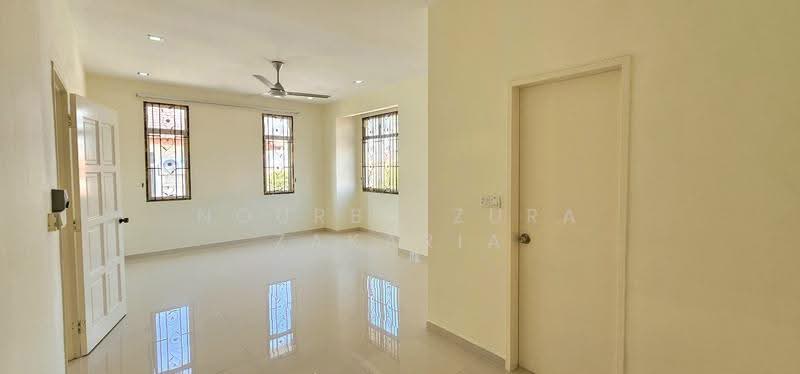Rumah Teres 2-Tingkat untuk Dijual di Sepang (Selangor) - NOURBAIZURA ZAKARIA - Living Room - PropertyGuru.com.my