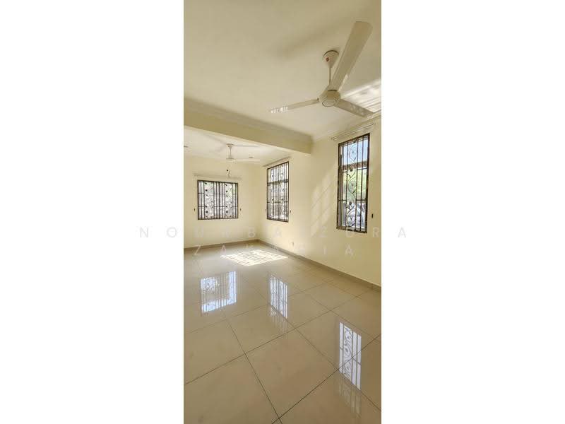 Rumah Teres 2-Tingkat untuk Dijual di Sepang (Selangor) - NOURBAIZURA ZAKARIA - Living Room - PropertyGuru.com.my