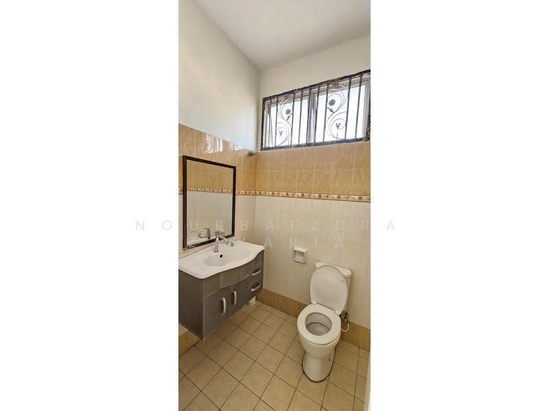 Rumah Teres 2-Tingkat untuk Dijual di Sepang (Selangor) - NOURBAIZURA ZAKARIA - Bathroom - PropertyGuru.com.my