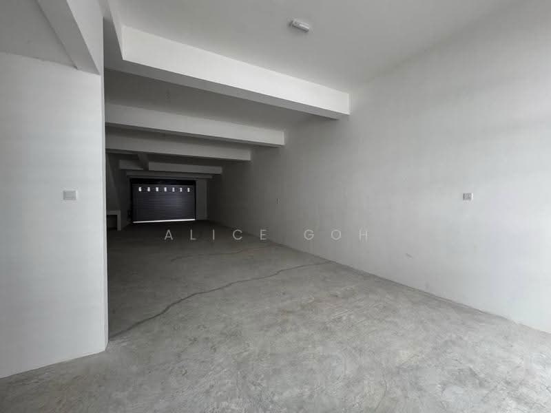Shop / Office for Rent in Taman Sutera Utama (Skudai) - Alice Goh - Interior - PropertyGuru.com.my