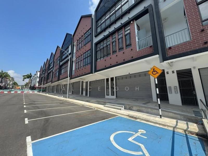 Shop / Office for Rent in Taman Sutera Utama (Skudai) - Alice Goh - Exterior - PropertyGuru.com.my