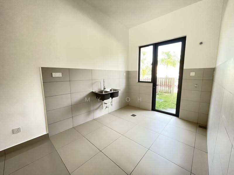 2-storey Terraced House for Sale in Selayang (Selangor) - MY Loh - Kitchen - PropertyGuru.com.my