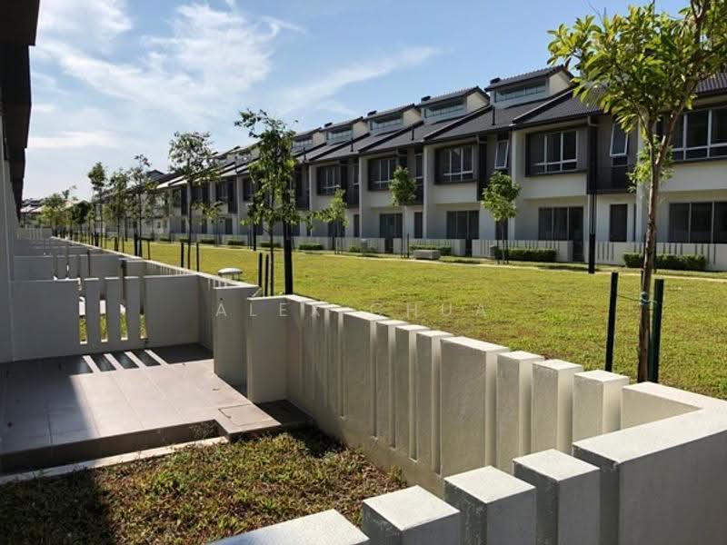 Rumah Teres 2-Tingkat untuk Disewa di Bandar Rimbayu (Telok Panglima Garang) - Alex Chua - Exterior - PropertyGuru.com.my