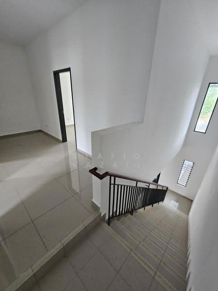 Rumah Teres untuk Dijual di Bandar Tasik Senangin (Lenggeng) - Syafiq Razali - Interior - PropertyGuru.com.my