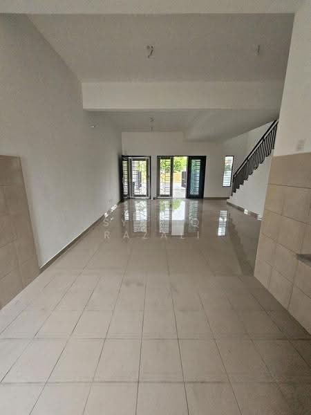 Rumah Teres untuk Dijual di Bandar Tasik Senangin (Lenggeng) - Syafiq Razali - Interior - PropertyGuru.com.my