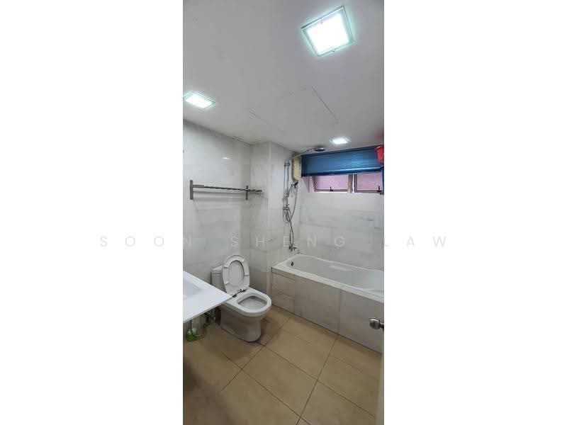 Condominium for Sale at Vista Damai - Soon Sheng Law - Bathroom - PropertyGuru.com.my