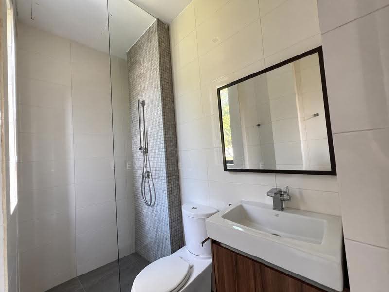 Bungalow House untuk Dijual di Bukit Damansara (Damansara Heights) - Lester Lee - Bathroom - PropertyGuru.com.my