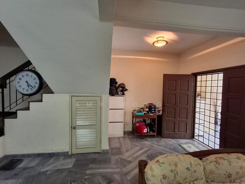 Rumah Teres untuk Dijual di Petaling Jaya (Selangor) - Amy Wong - Living Room - PropertyGuru.com.my