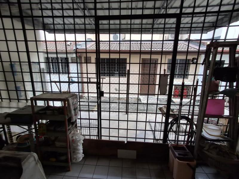 Rumah Teres untuk Dijual di Petaling Jaya (Selangor) - Amy Wong - Exterior - PropertyGuru.com.my