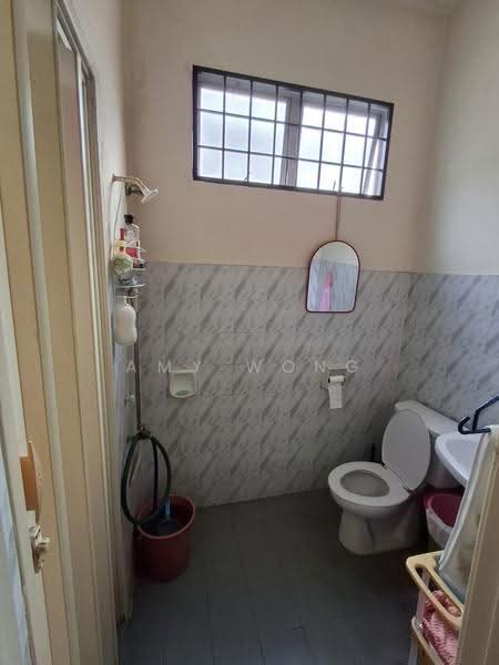 Rumah Teres untuk Dijual di Petaling Jaya (Selangor) - Amy Wong - Bathroom - PropertyGuru.com.my