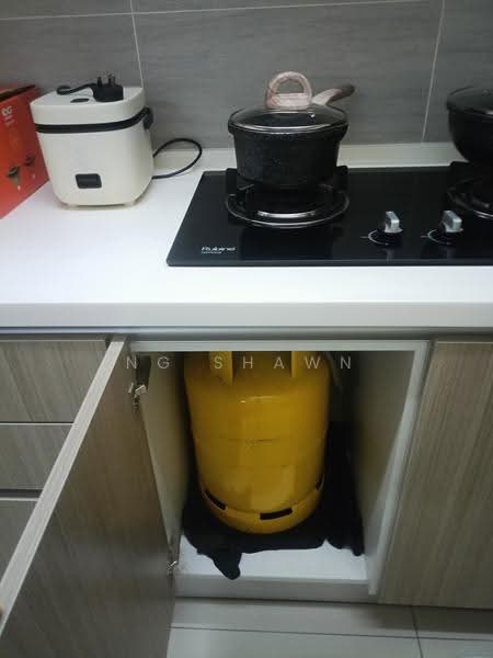 Service Residence for Rent at Gravit8, Klang - Ng Shawn - Kitchen - PropertyGuru.com.my