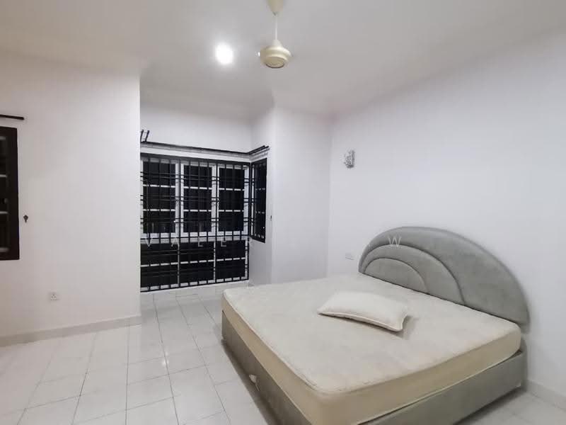 2-storey Terraced House for Rent in Taman Mutiara Rini (Skudai) - Valerie Saw - Bedroom - PropertyGuru.com.my