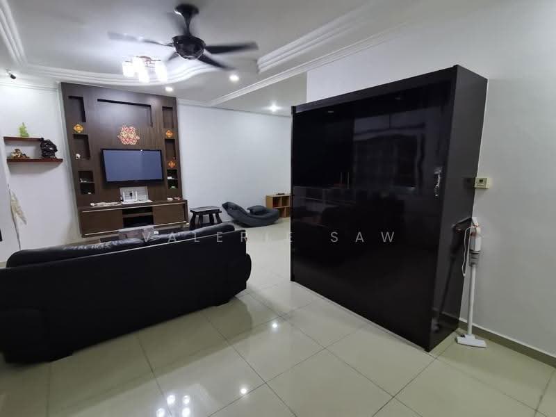 2-storey Terraced House for Rent in Taman Mutiara Rini (Skudai) - Valerie Saw - Living Room - PropertyGuru.com.my