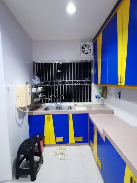 2-storey Terraced House for Rent in Taman Mutiara Rini (Skudai) - Valerie Saw - Kitchen - PropertyGuru.com.my