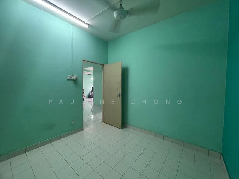 Pangsapuri untuk Dijual di Pangsapuri Mutiara Subang - Pauline Chong - Interior - PropertyGuru.com.my