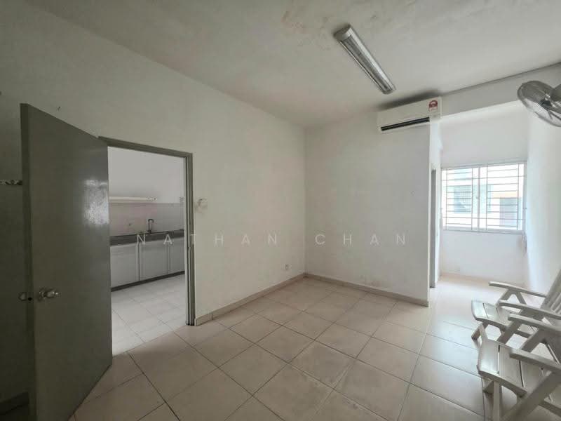 2-storey Terraced House for Sale in Setia Tropika (Johor Bahru) - Nathan Chan - Kitchen - PropertyGuru.com.my