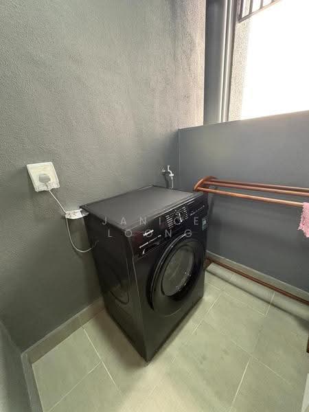 Kediaman Servis untuk Disewa di Teja @ Subang Jaya City Centre (SJCC) - Janice Loong - Balcony - PropertyGuru.com.my