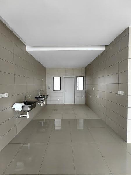 Condominium for Sale at KM1 East - Mak Oliver - Interior - PropertyGuru.com.my