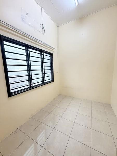 1-storey Terraced House for Sale in Klang (Selangor) - Zimir Shah - Interior - PropertyGuru.com.my