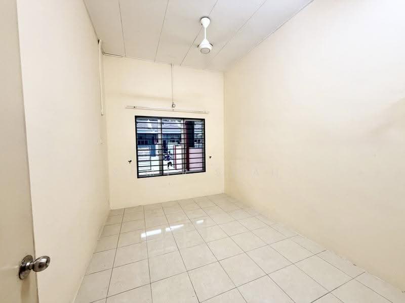 1-storey Terraced House for Sale in Klang (Selangor) - Zimir Shah - Interior - PropertyGuru.com.my