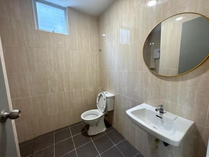 2-storey Terraced House for Rent in Kota Kinabalu (Sabah) - Celine Teah - Bathroom - PropertyGuru.com.my