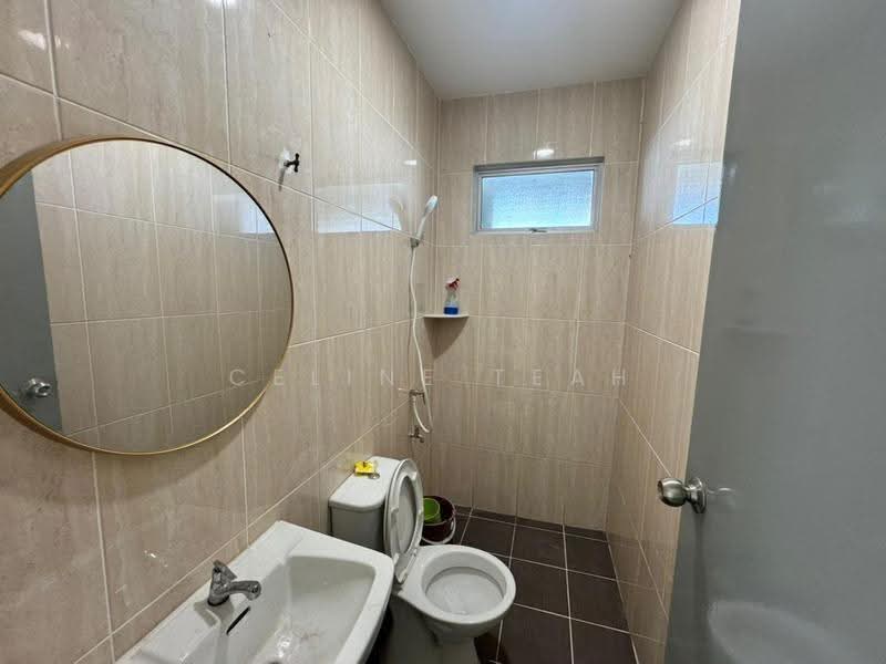 2-storey Terraced House for Rent in Kota Kinabalu (Sabah) - Celine Teah - Bathroom - PropertyGuru.com.my